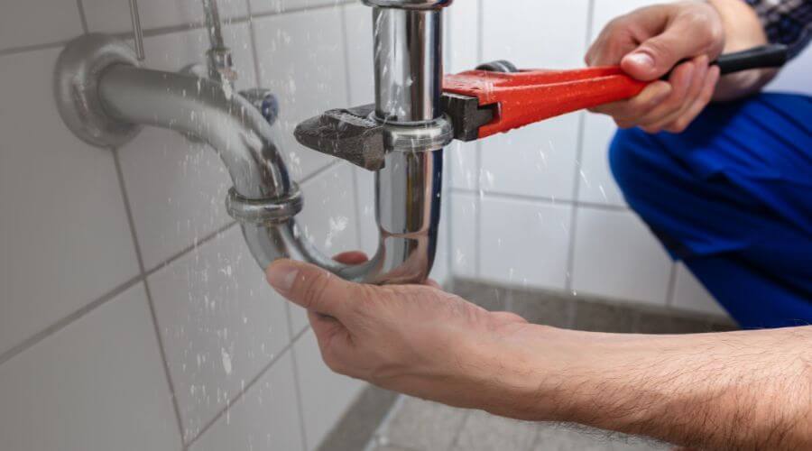 Professional clogged toilet repair in Dearborn, MO